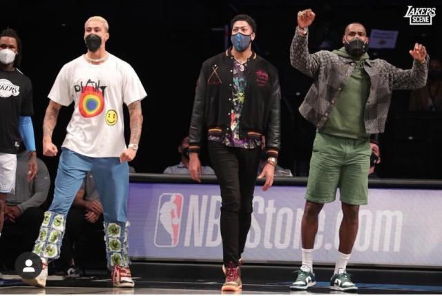 两人被驱逐成转折 湖人二队客场狂胜双核篮网！